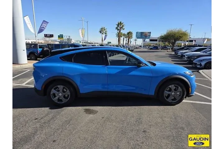 $27900 : Ford Mustang Mach-E 2023 Sel image 8