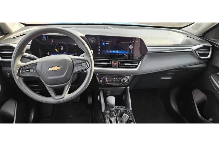 $26990 : 2025 TrailBlazer LT image 10