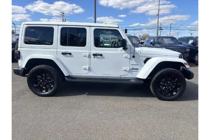 $29890 : Jeep Wrangler Unlimited 2022 image 6