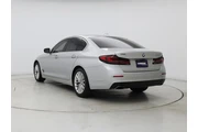 $27998 : BMW 5 Series 2021 AWD 530i x thumbnail
