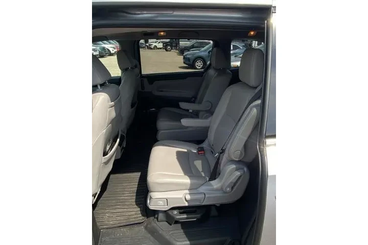 $24893 : Honda Odyssey 2019 Elite 4dr image 6