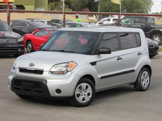 $4995 : 2011 Soul image 5