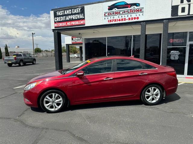 $9995 : 2011 Sonata Limited image 2