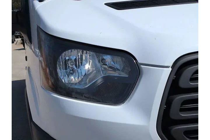 $12000 : Ford Transit 2018 250 3dr LW image 10