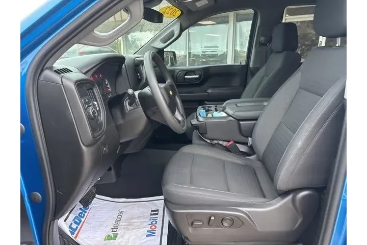 $31807 : Chevrolet Silverado 1500 202 image 10