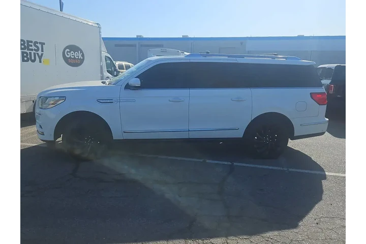 $37500 : Lincoln Navigator L 2021 4x4 image 5