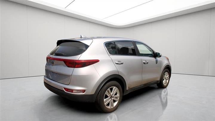 2017 Sportage LX image 9