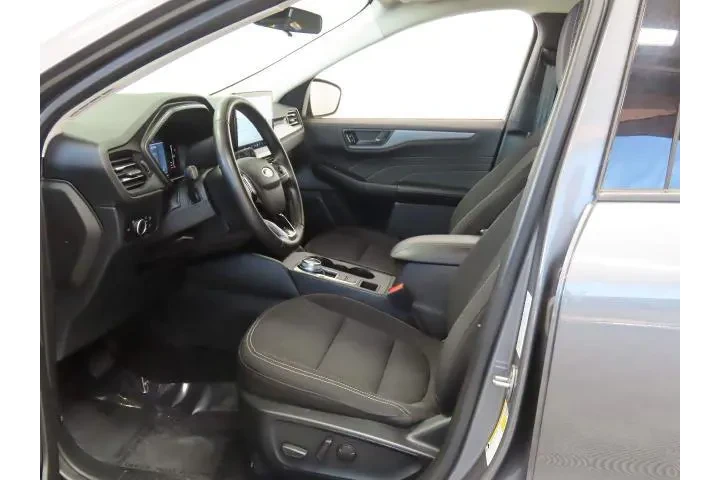 $24201 : Ford Escape 2024 AWD Active image 9