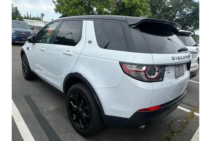 $13325 : Land Rover Discovery Sport 2 image 7