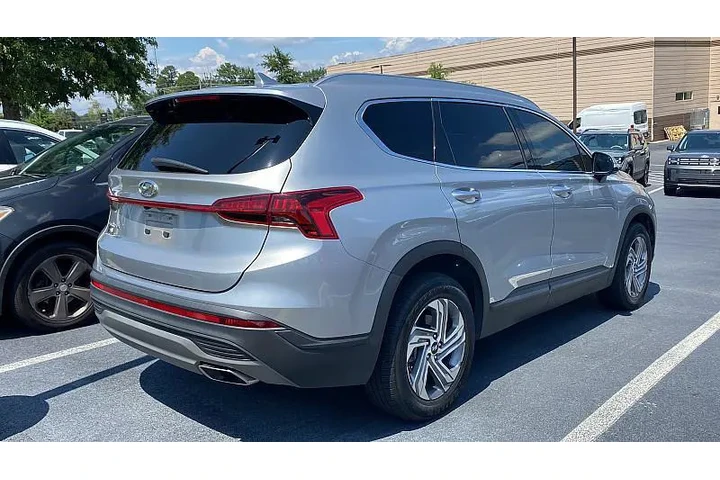 $23980 : Hyundai SANTA FE 2023 SEL 4d image 6