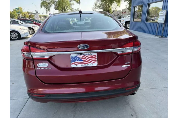 $13990 : 2017 Fusion SE image 8