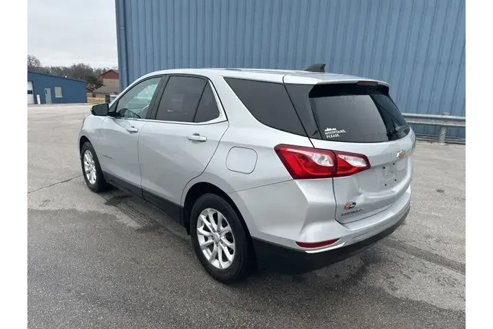 $10556 : Chevrolet Equinox 2018 LT 4d image 2