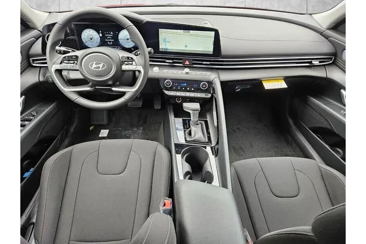 $20105 : Hyundai ELANTRA 2025 SEL Con image 6