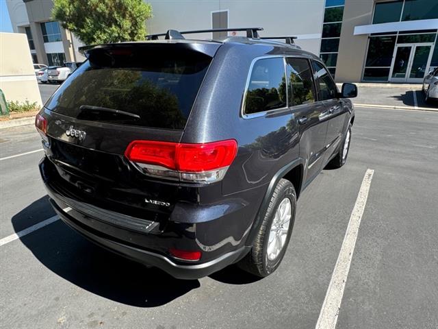 2015 Grand Cherokee Laredo 2WD image 6