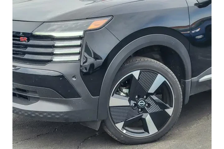 $29988 : Nissan Kicks 2025 AWD SR 4dr image 3