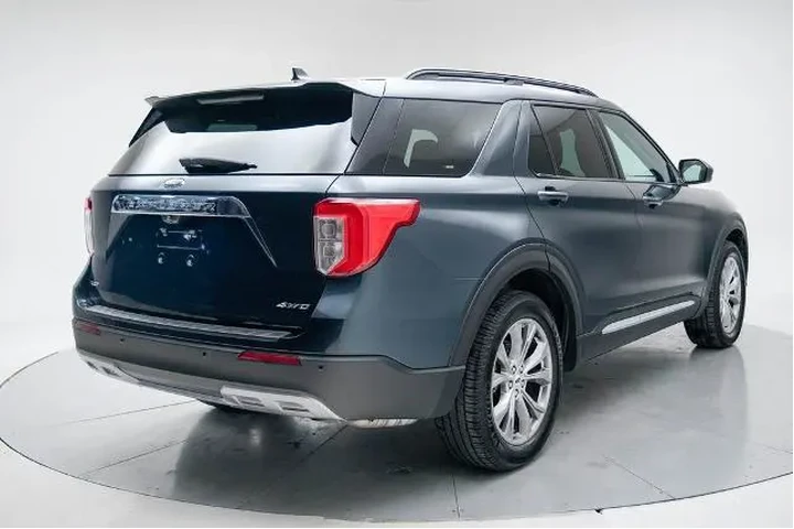 $27385 : Ford Explorer 2022 AWD XLT 4 image 10