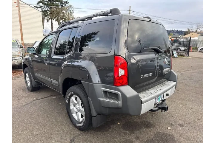 2011 Xterra S image 7