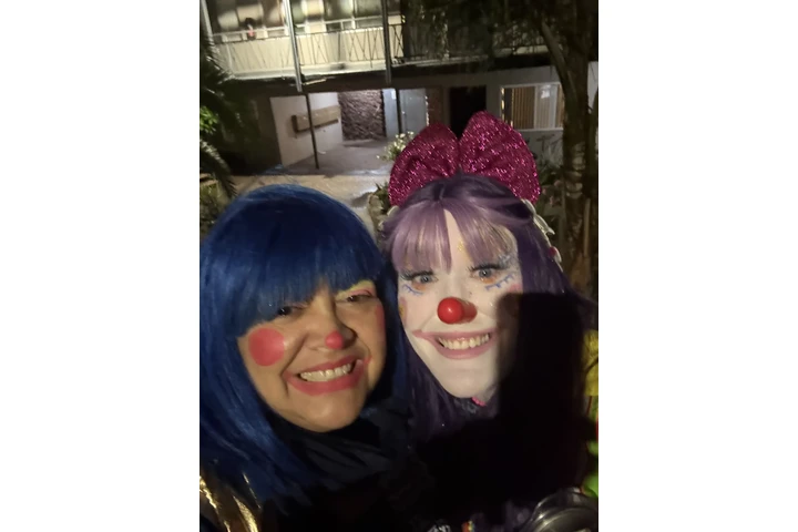 Pints caritas/ globitos image 6