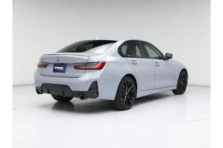 $36998 : BMW 3 Series 2023 330e 4dr S image 8