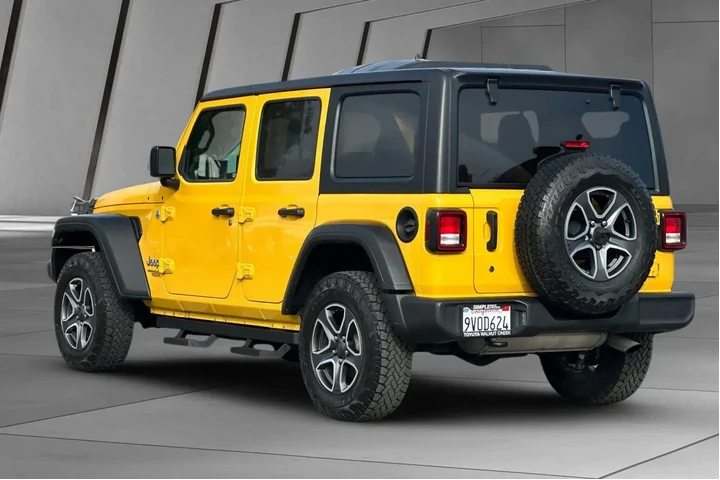 $25800 : Jeep Wrangler Unlimited 2020 image 10