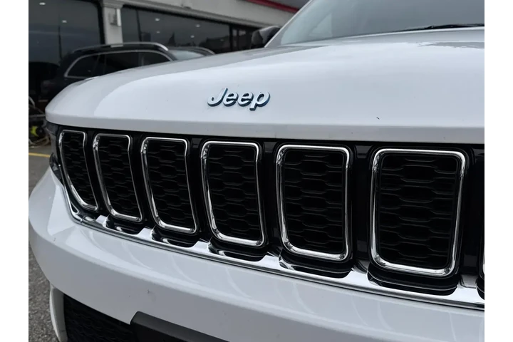 $25977 : Jeep Grand Cherokee 2023 4x4 image 10