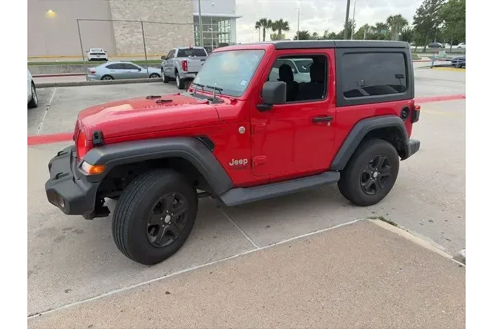 $30829 : Jeep Wrangler 2020 4x4 Willy image 5