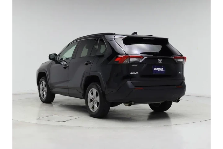 $26998 : Toyota RAV4 2022 XLE 4dr SUV image 2