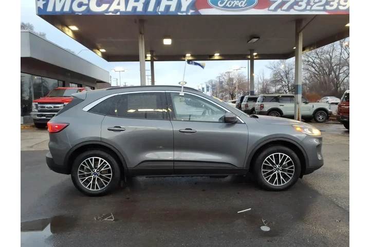 $26813 : Ford Escape Plug-In Hybrid 2 image 2