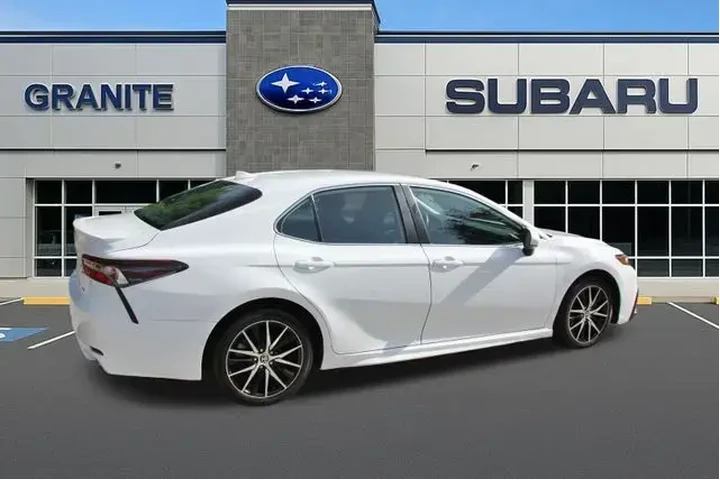 $22750 : Toyota Camry 2023 SE 4dr Sed image 10