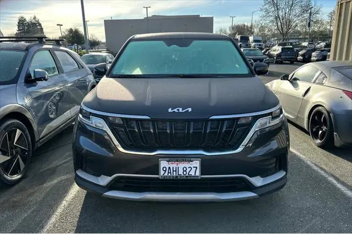 $26990 : Kia Carnival 2022 LX 4dr Min image 5