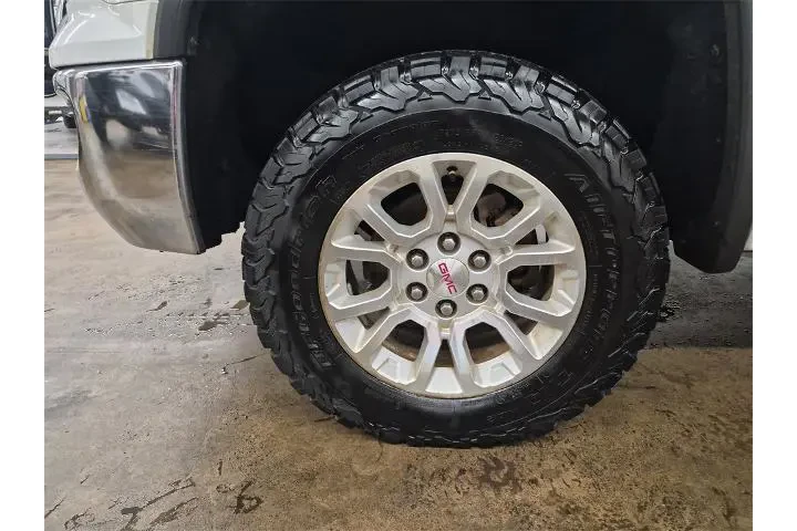 $9988 : GMC Sierra 1500 2016 4x4 SLE image 8