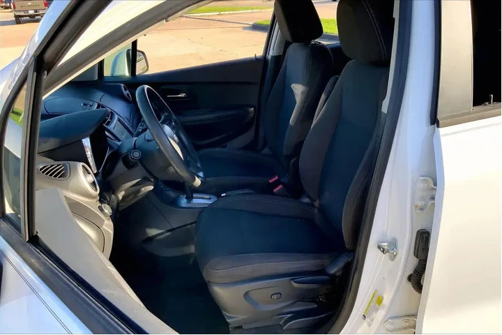 $4755 : Chevrolet Trax 2015 LS 4dr C image 8