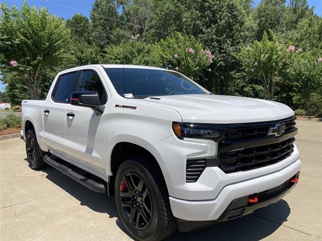 2024 Silverado 1500 RST Crew image 1