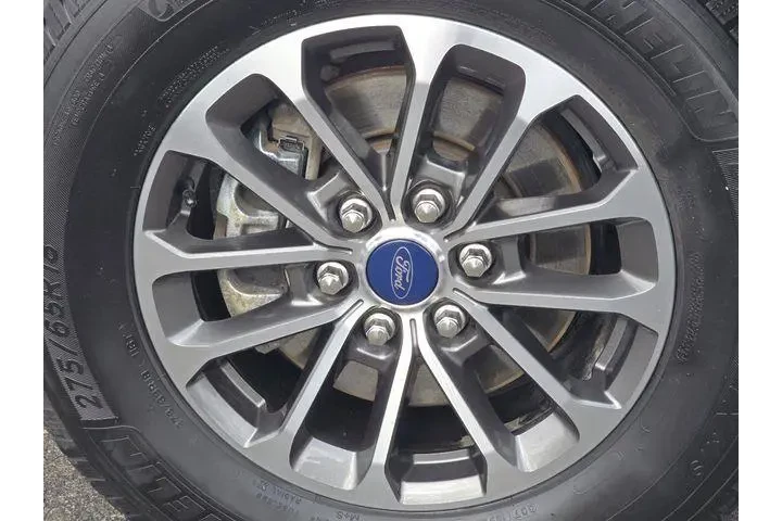 $23204 : Ford F-150 2018 4x4 XLT 4dr image 9