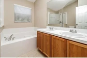 $1000 : Hermoso apartamento de 3 dormi thumbnail