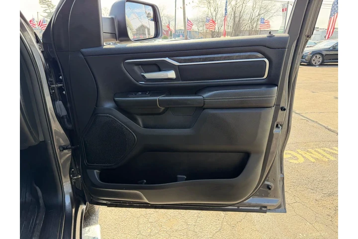 $35495 : Ram 1500 2024 4x4 Big Horn 4 image 8