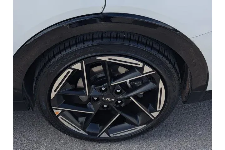 $29999 : Kia K4 2025 GT-Line 4dr Seda image 7