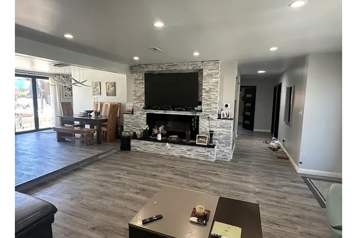 $2850 : Move-In Ready! image 1