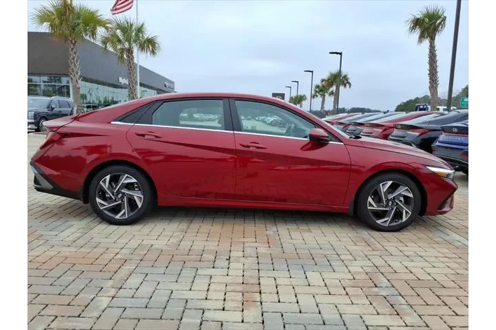 $26990 : Hyundai ELANTRA 2025 SEL Con image 2