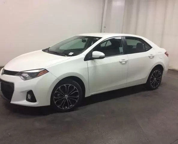 $6500 : --2014 COROLLA S PLUS-- image 1