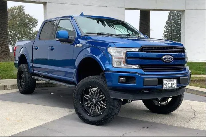 $35985 : Ford F-150 2018 4x4 Lariat 4 image 2
