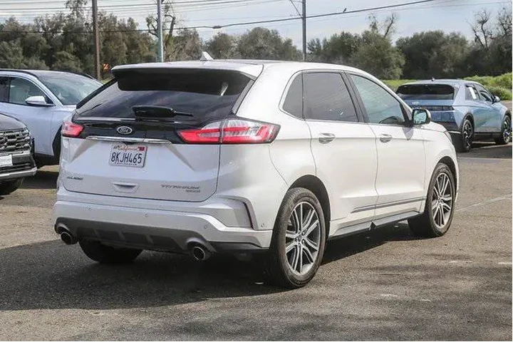 $16991 : Ford Edge 2019 Titanium 4dr image 4