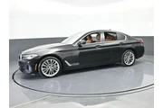 $23996 : BMW 5 Series 2022 530i 4dr S thumbnail