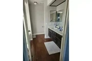 $1400 : MASTER BEDROOM CON BAÑO thumbnail