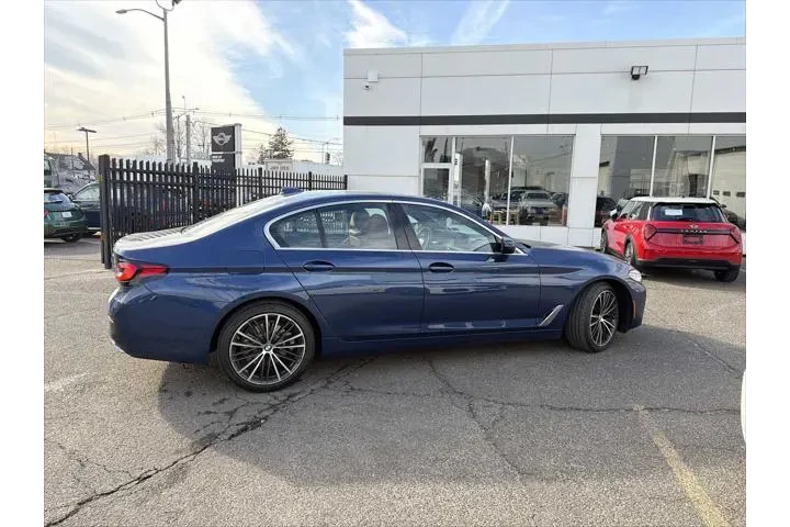 $39943 : BMW 5 Series 2023 AWD 530i x image 7