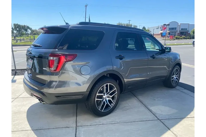 $20988 : Ford Explorer 2019 AWD Sport image 8