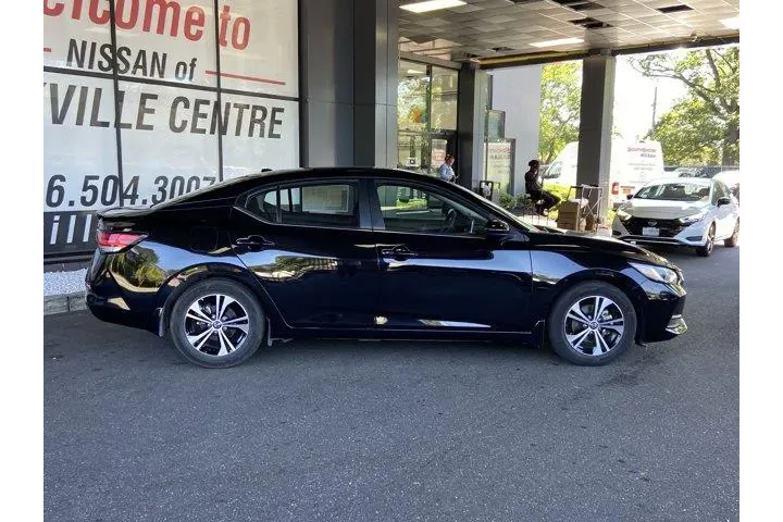 Nissan Sentra 2023 SV 4dr Se image 4