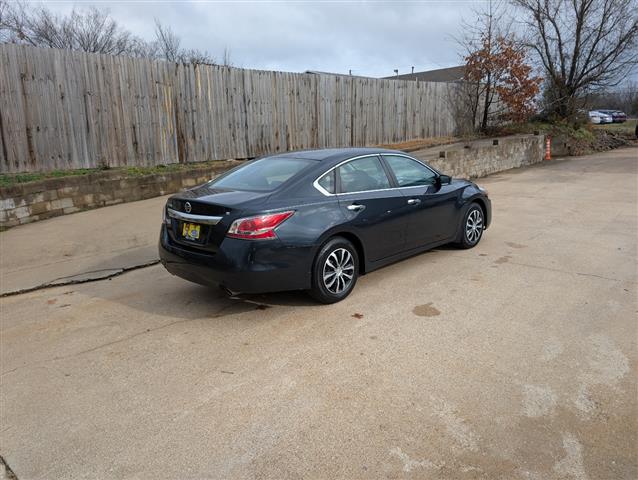 $9995 : 2015 Altima image 9