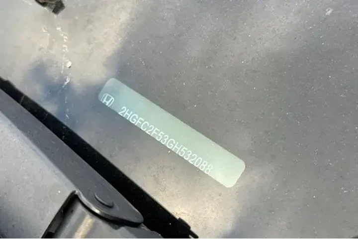 $11750 : Honda Civic 2016 LX 4dr Seda image 3