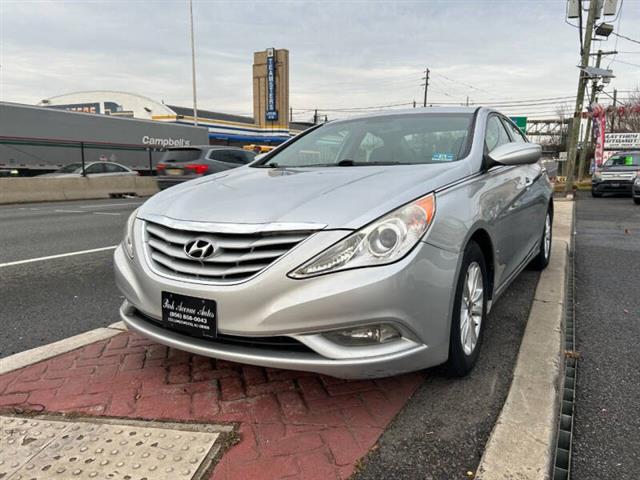 $6495 : 2013 Sonata GLS image 9